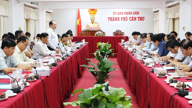 Đoàn công tác của tỉnh Quảng Ngãi học tập kinh nghiệm về chuyển đổi số tại thành phố Cần Thơ