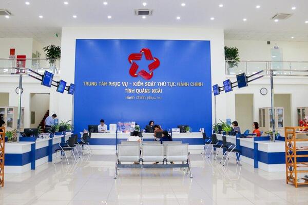 Trung tâm phục vụ kiểm soát thủ tục hành chính đẩy mạnh thanh toán trực tuyến