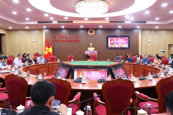 Đảng ủy Văn phòng UBND tỉnh học tập, quán triệt các Nghị quyết, Chỉ thị, Kết luận của Trung ương